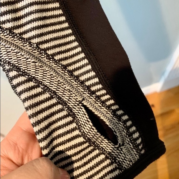 Lululemon RUN U-Turn 1/4 Zip Athletic Pullover - Picture 4 of 9